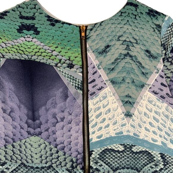 Olivaceous Blue Mystic Python Print Short Sleeve Shift Dress Women Sz M - Picture 8 of 10